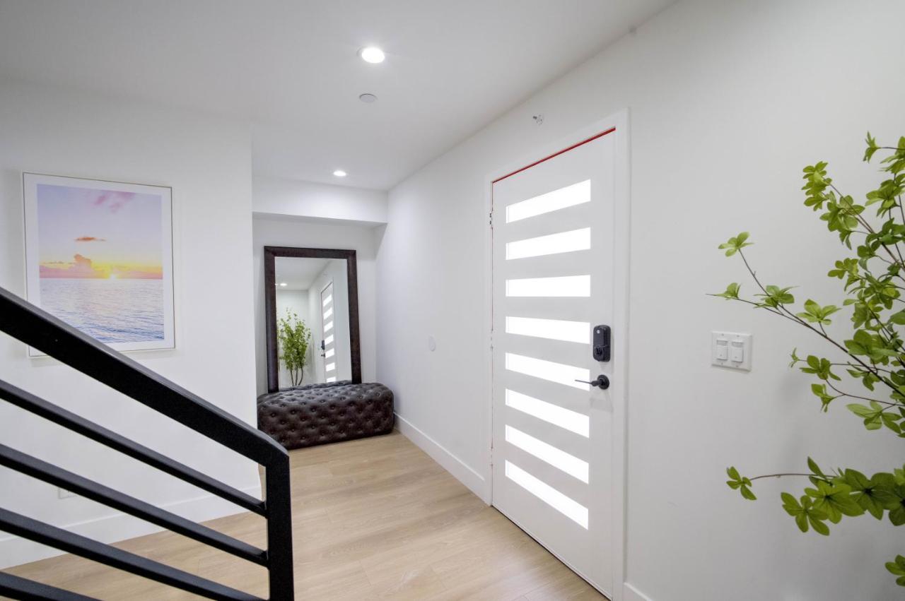 Modern Apartment In Studio City Los Angeles Exterior photo