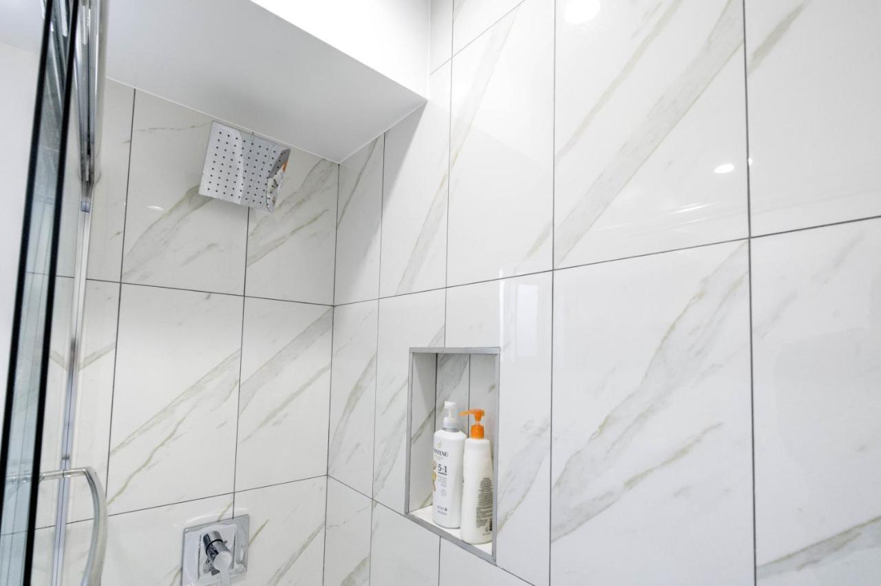 Modern Apartment In Studio City Los Angeles Exterior photo