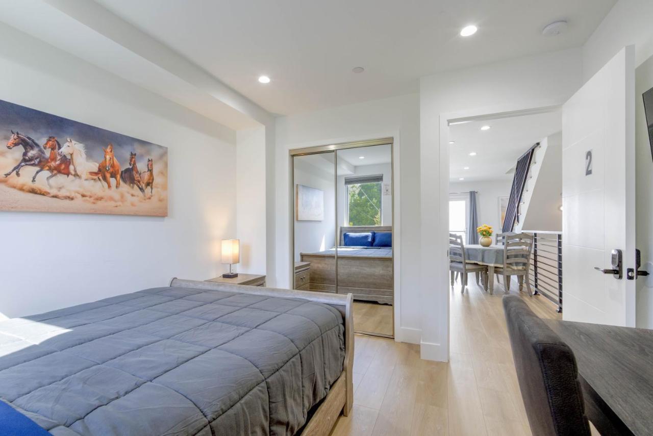 Modern Apartment In Studio City Los Angeles Exterior photo